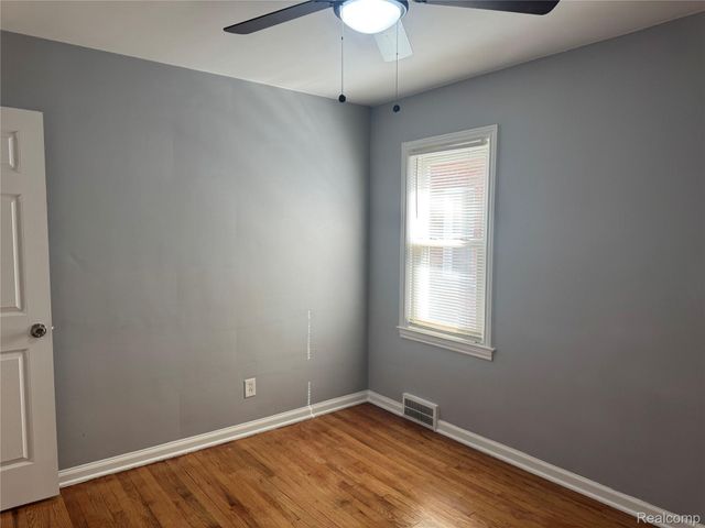 5085 Grayton Street, Detroit, MI 48224