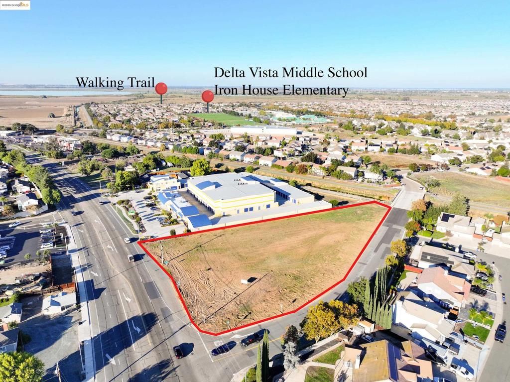 Image 9 of property listing at 0 Main St, Oakley, CA 94561