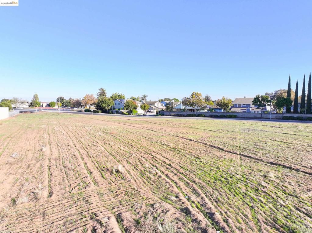 Image 4 of property listing at 0 Main St, Oakley, CA 94561