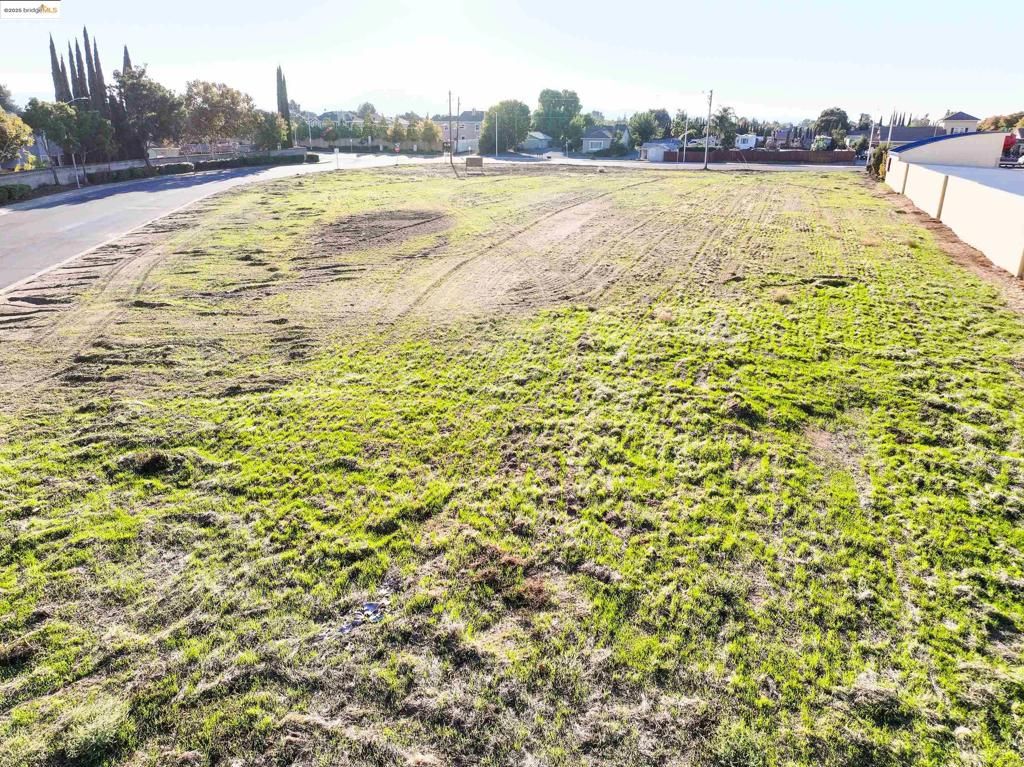 Image 6 of property listing at 0 Main St, Oakley, CA 94561