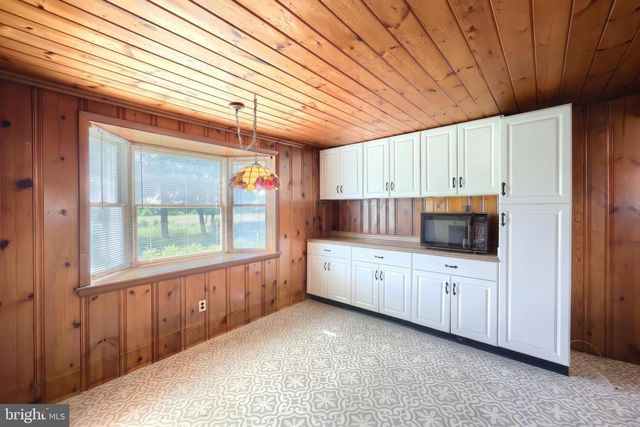4715 RUGGLES RD, Taneytown, MD 21787