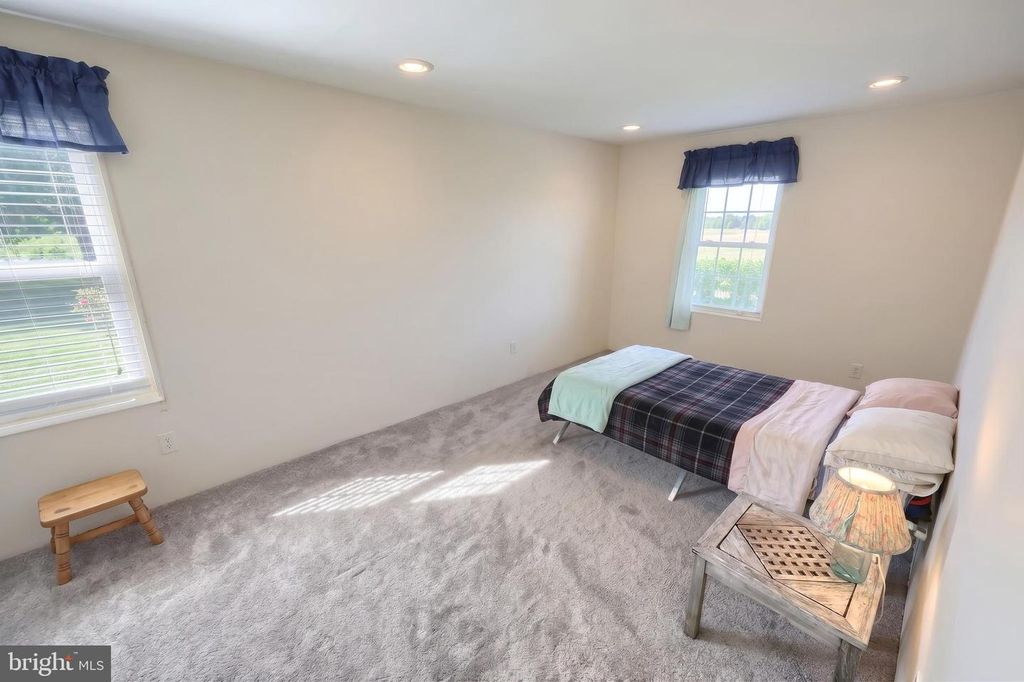 Image 9 of property listing at 4715 RUGGLES RD, Taneytown, MD 21787