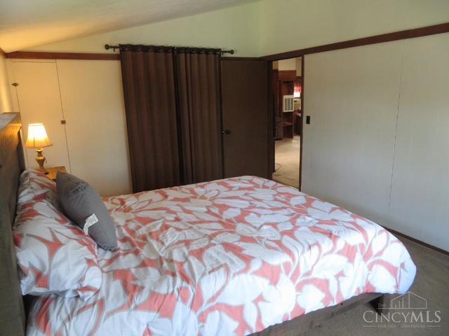 6946 Mountain View Drive, Hillsboro, OH 45133