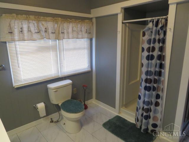 6946 Mountain View Drive, Hillsboro, OH 45133