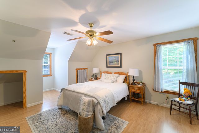 159 Hutchinson Lake Road, Senoia, GA 30276