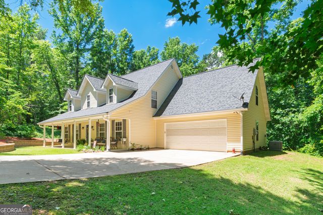 159 Hutchinson Lake Road, Senoia, GA 30276