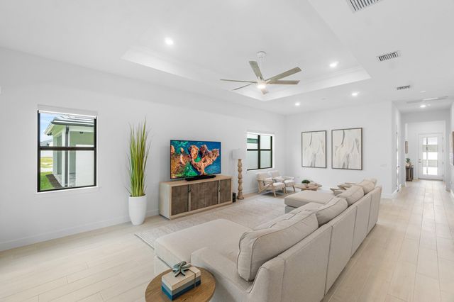 9303 Cape Honey Bee Lane, Lake Worth, FL 33467