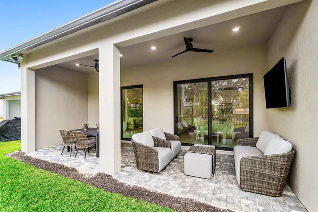 9303 Cape Honey Bee Lane, Lake Worth, FL 33467