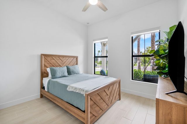 9303 Cape Honey Bee Lane, Lake Worth, FL 33467