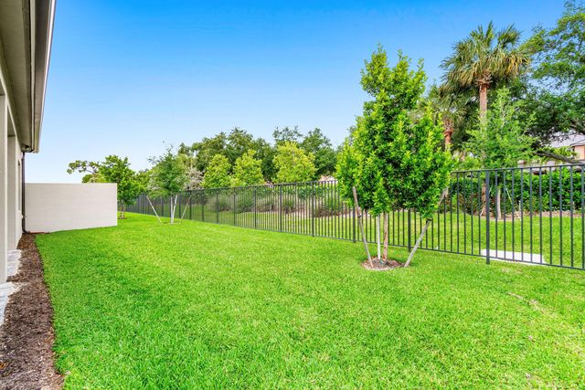 9303 Cape Honey Bee Lane, Lake Worth, FL 33467