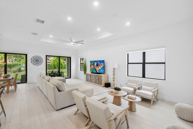 9303 Cape Honey Bee Lane, Lake Worth, FL 33467