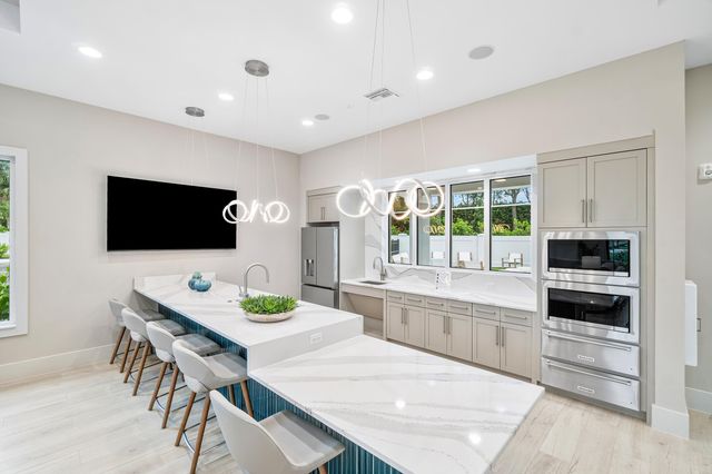 9303 Cape Honey Bee Lane, Lake Worth, FL 33467