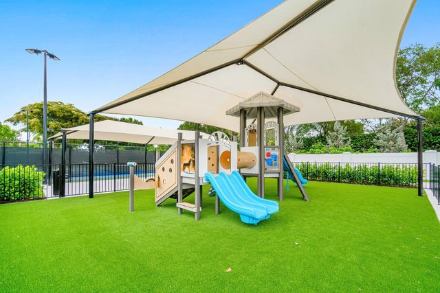 9303 Cape Honey Bee Lane, Lake Worth, FL 33467