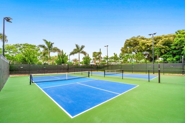 9303 Cape Honey Bee Lane, Lake Worth, FL 33467