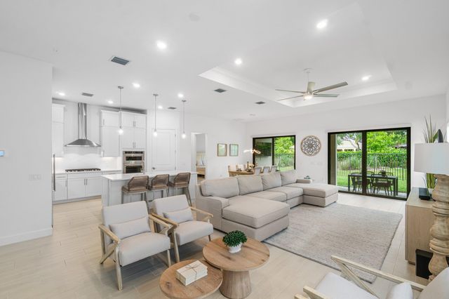 9303 Cape Honey Bee Lane, Lake Worth, FL 33467