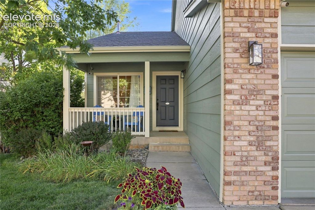 3378 Macgregor Drive, Colorado Springs, CO 80922 — photo 2
