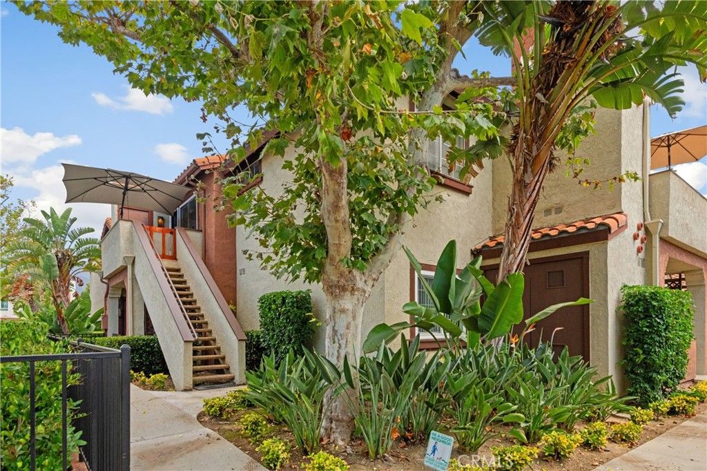 34 Rosa 3, Rancho Santa Margarita, CA 92688 — exterior