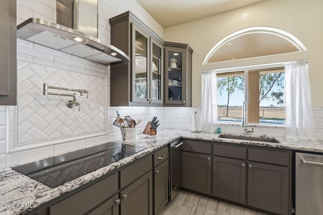 1793 N BIANCO Road, Casa Grande, AZ 85193