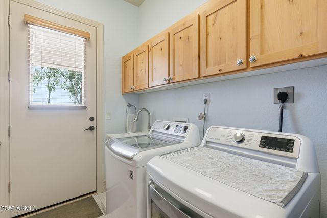 1793 N BIANCO Road, Casa Grande, AZ 85193