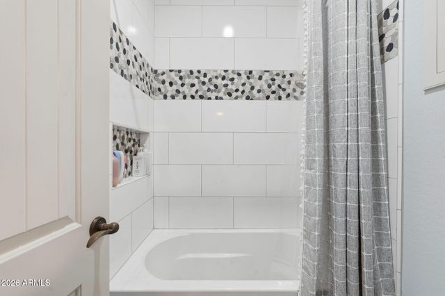 1793 N BIANCO Road, Casa Grande, AZ 85193