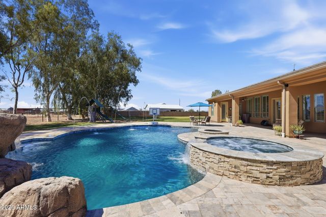 1793 N BIANCO Road, Casa Grande, AZ 85193