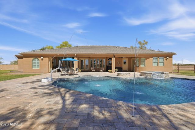 1793 N BIANCO Road, Casa Grande, AZ 85193