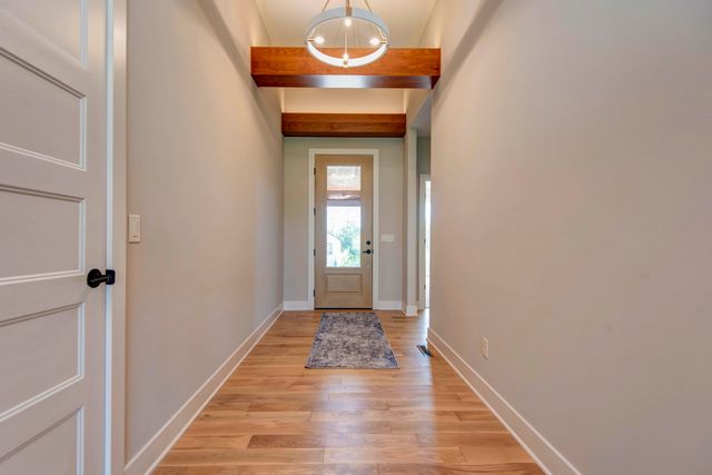 6059 S Clay Avenue, Springfield, MO 65810