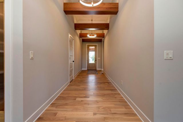 6059 S Clay Avenue, Springfield, MO 65810