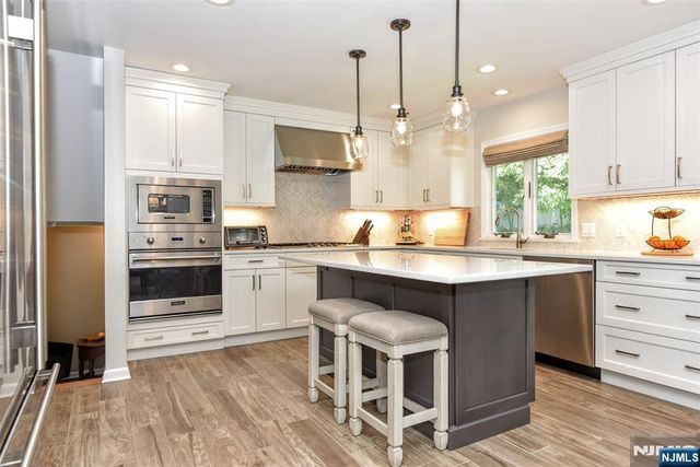 80 Dogwood Court, Westwood, NJ 07675