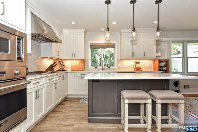 80 Dogwood Court, Westwood, NJ 07675