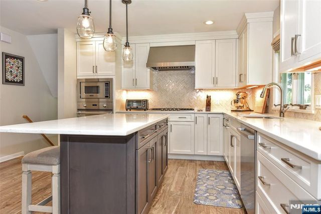 80 Dogwood Court, Westwood, NJ 07675