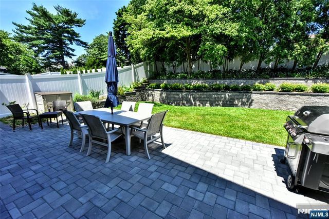 80 Dogwood Court, Westwood, NJ 07675