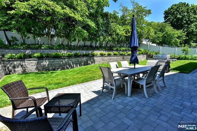 80 Dogwood Court, Westwood, NJ 07675