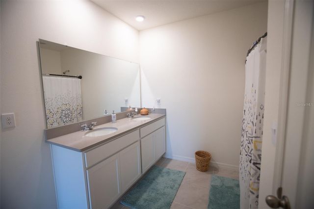 5062 FOXGLOVE CIRCLE, Lakeland, FL 33811