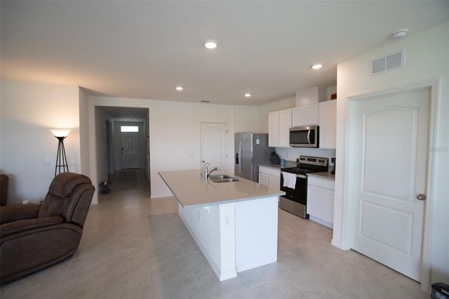 5062 FOXGLOVE CIRCLE, Lakeland, FL 33811