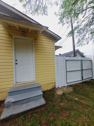 2425 10th Street, Columbus, GA 31906