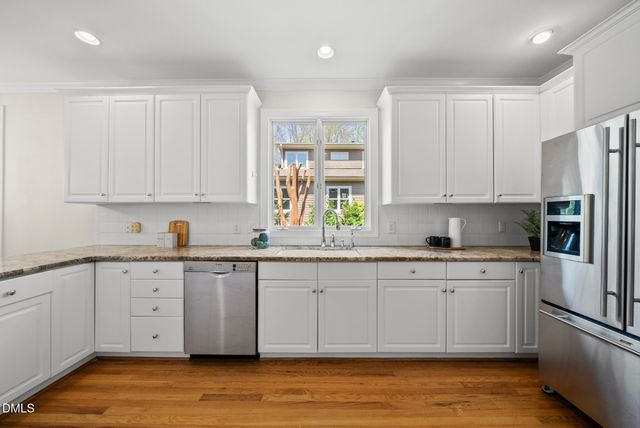 306 Helmsdale Drive, Chapel Hill, NC 27517