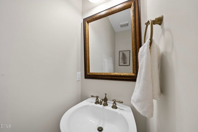 306 Helmsdale Drive, Chapel Hill, NC 27517