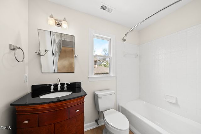 306 Helmsdale Drive, Chapel Hill, NC 27517