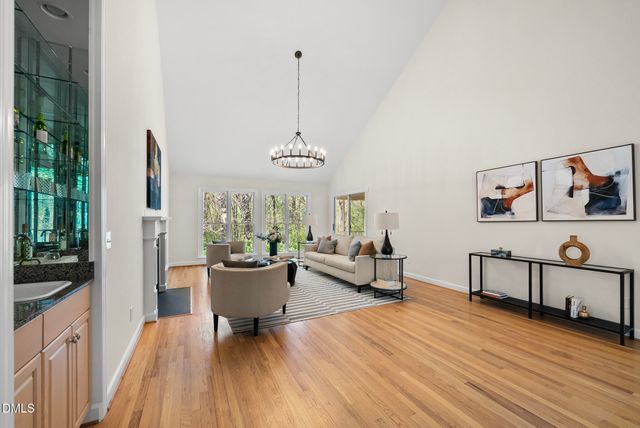 306 Helmsdale Drive, Chapel Hill, NC 27517