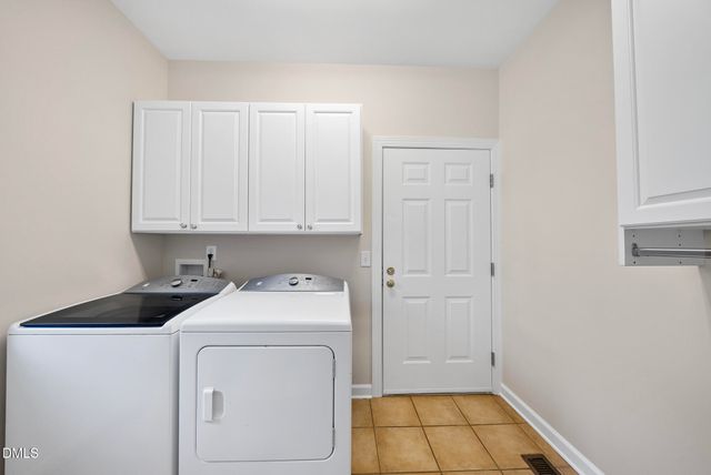 306 Helmsdale Drive, Chapel Hill, NC 27517