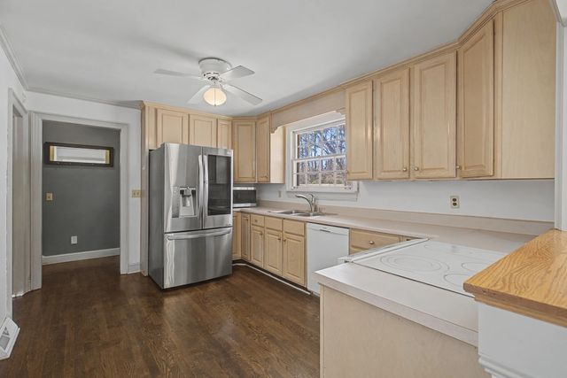 1419 Lipscomb Dr, Brentwood, TN 37027