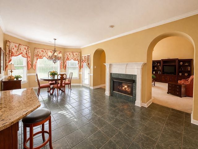 985 COLLINGHAM CV, Collierville, TN 38017