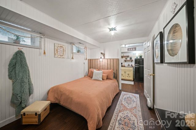 25 View Ridge Parkway, Leicester, NC 28748