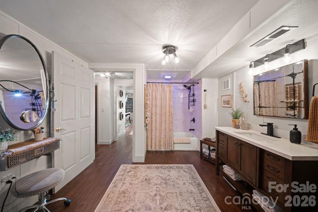 25 View Ridge Parkway, Leicester, NC 28748