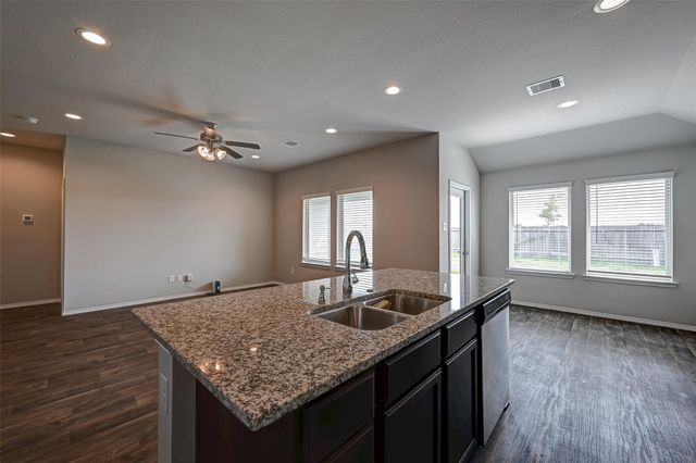 23407 Wedgewood Cliff Way, Spring, TX 77373