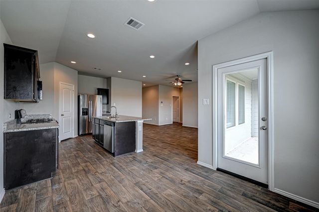 23407 Wedgewood Cliff Way, Spring, TX 77373