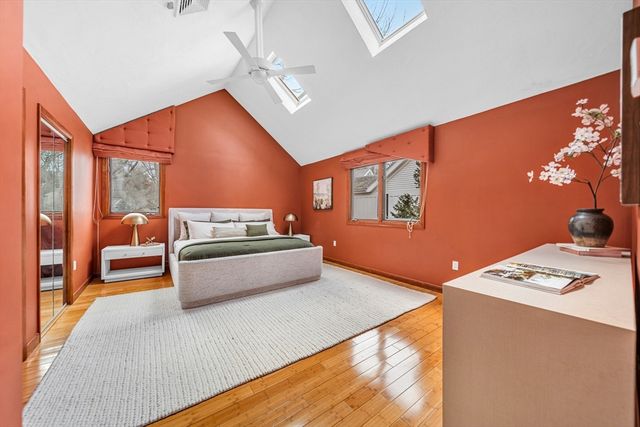 16 Carthay Cir 16, Newton, MA 02461