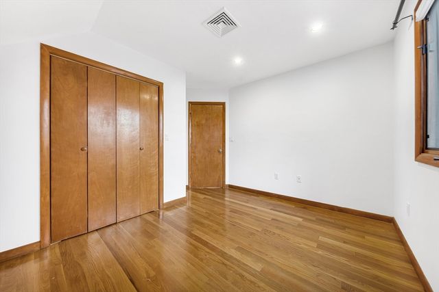 16 Carthay Cir 16, Newton, MA 02461