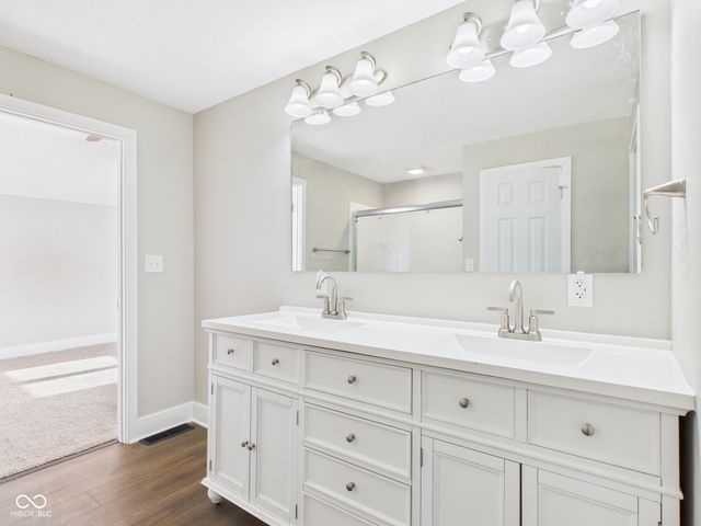 523 N 16th Street, Elwood, IN 46036